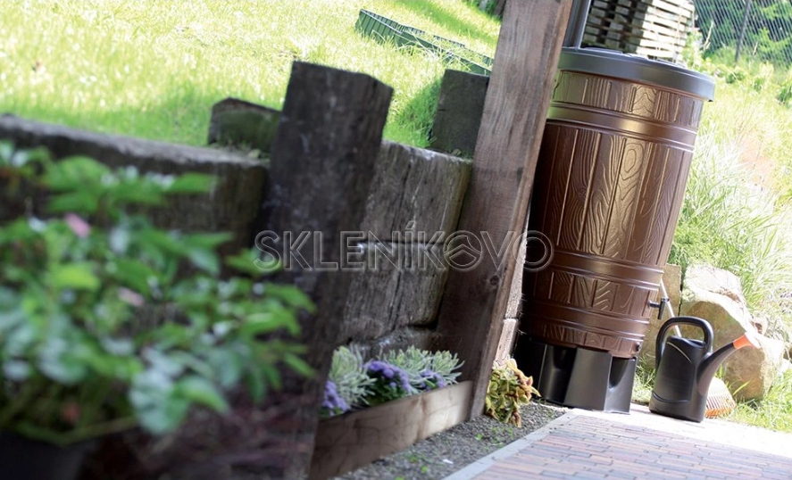 Sud na dažďovú vodu WOODCAN tmavohnedý 265 l